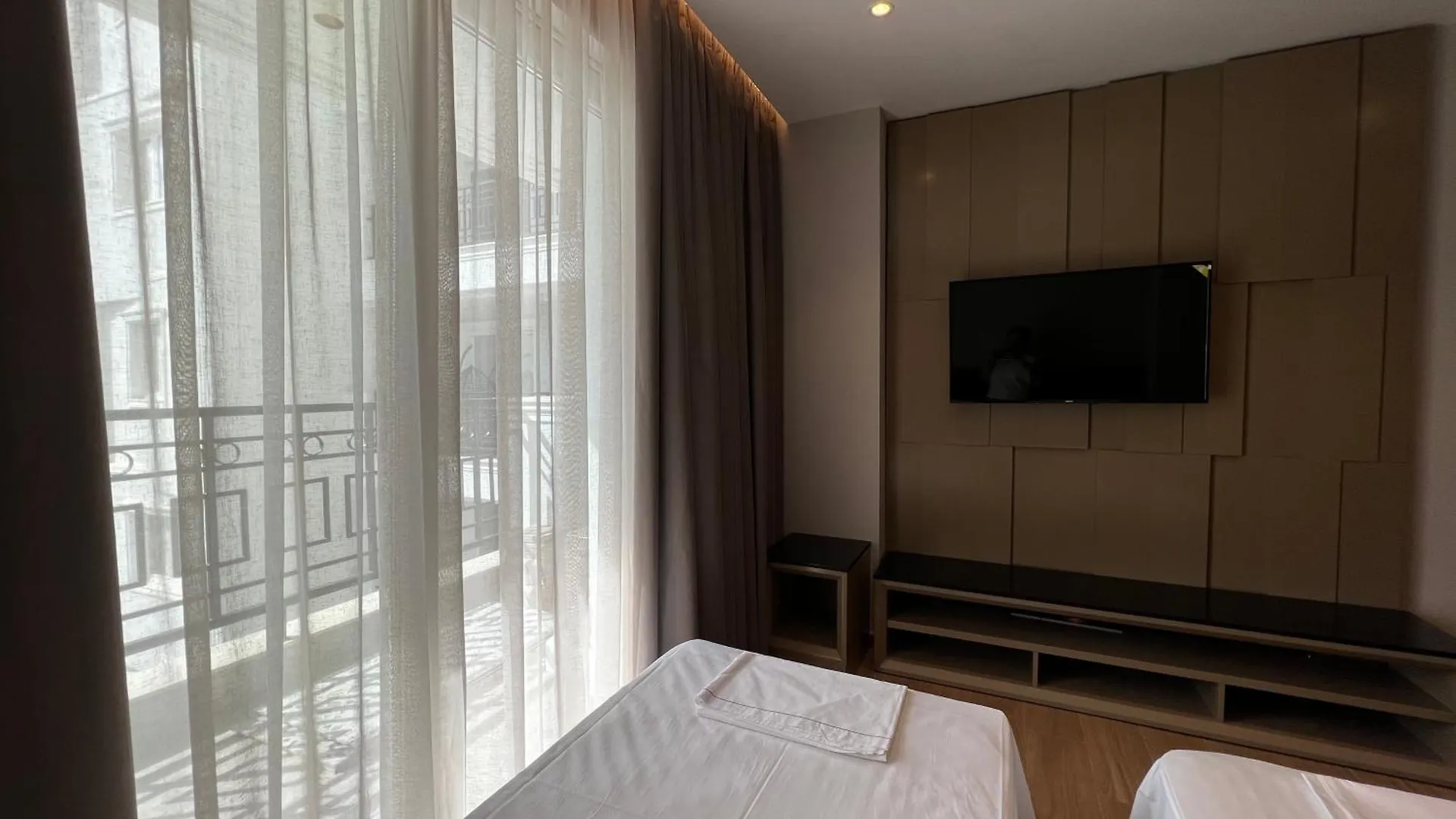 Coastline Luxury Apart Hotel Golem  Albania
